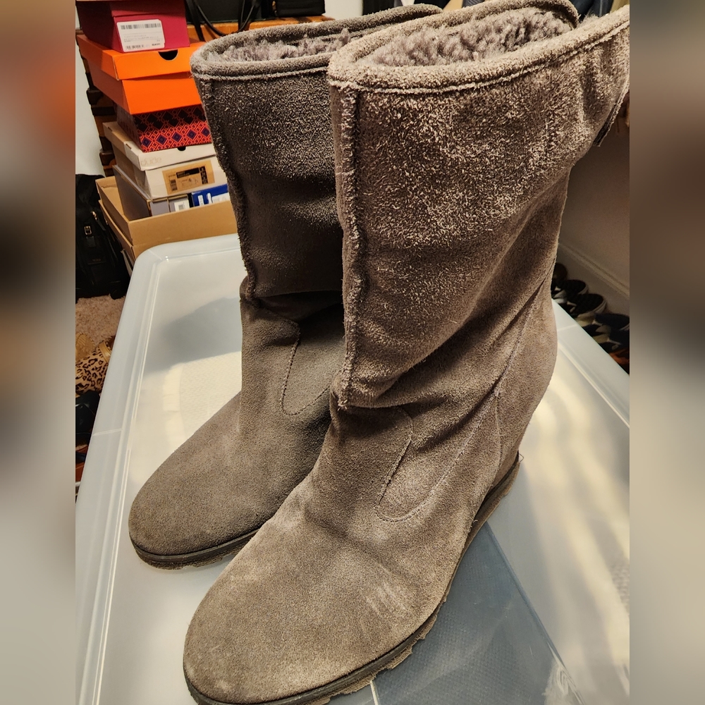 Ugg Wedge Boot